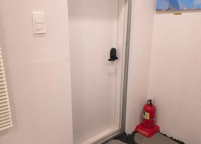 Apartment D-enough Private House For 6 *
