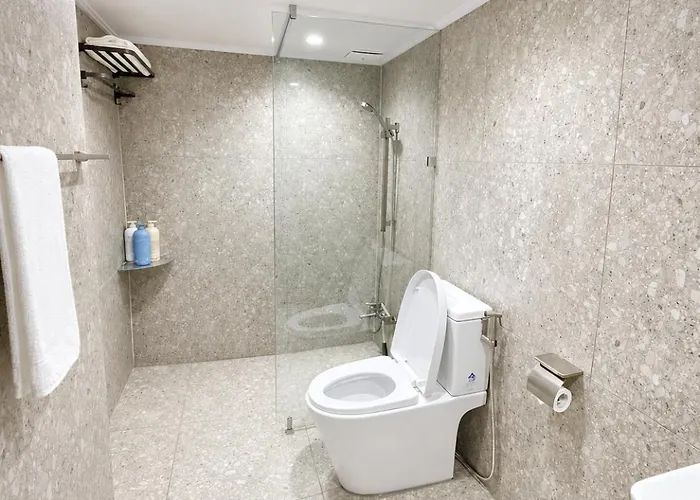 D-enough Private House For 6 * Seoul